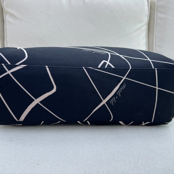 MALI & LILI | Weekender Duffle Travel Bag | Black | Geometric - Picture 10 of 15